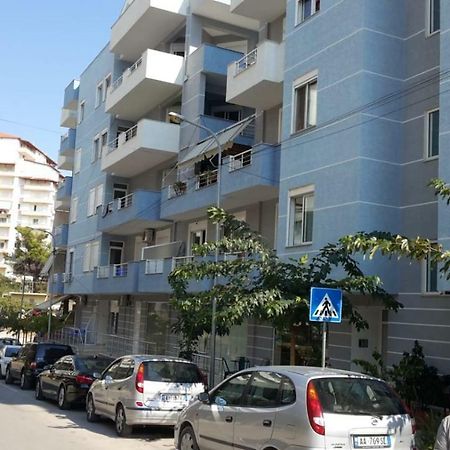 Saranda Apartments Luaran gambar