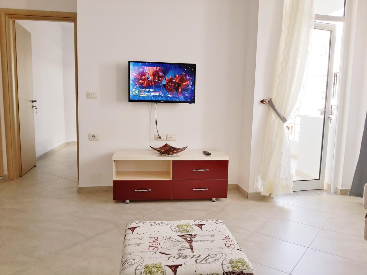 Saranda Apartments Luaran gambar