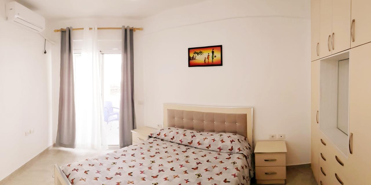 Saranda Apartments Luaran gambar