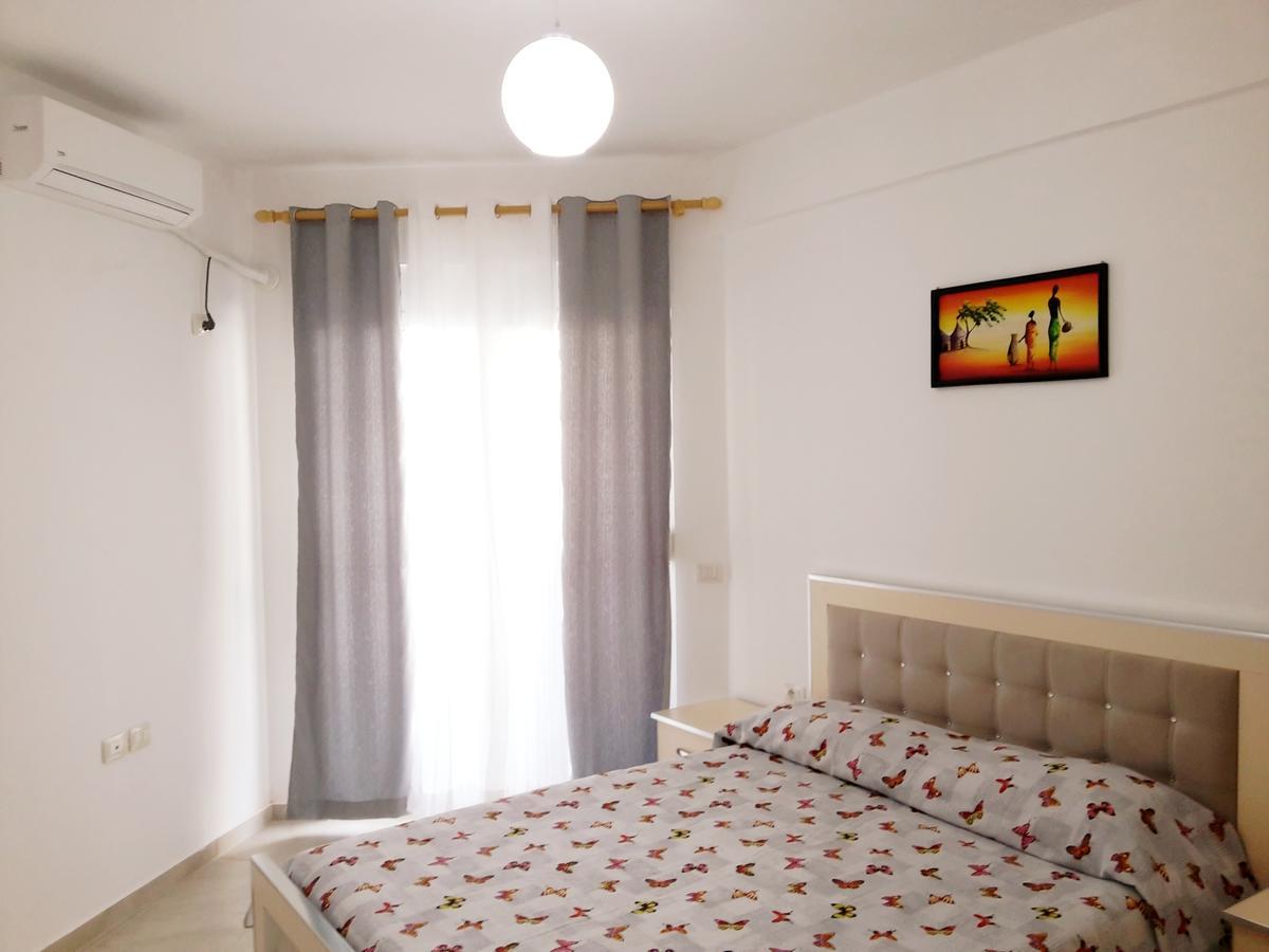 Saranda Apartments Luaran gambar